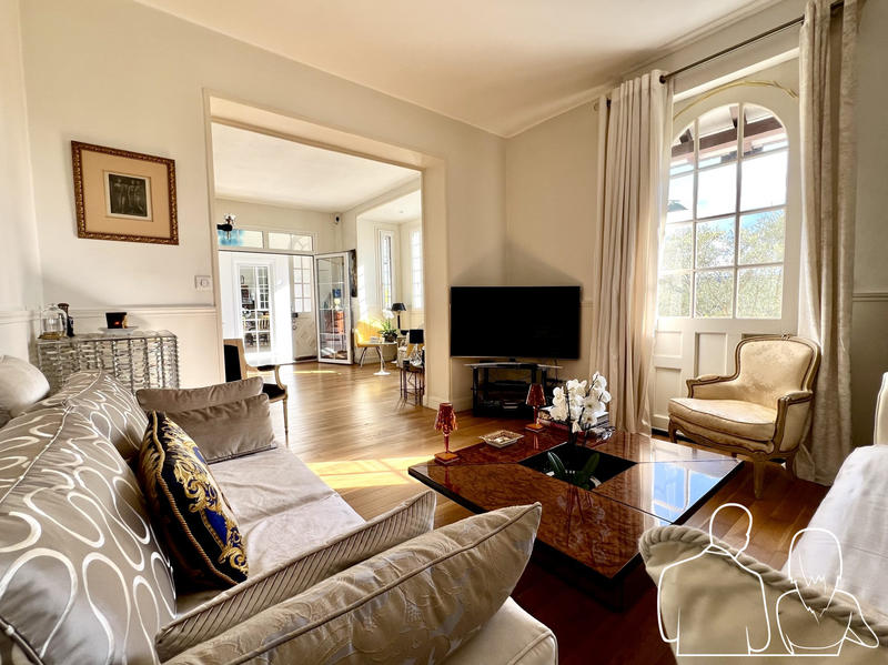 Maison - 152 m² - 6 pièces