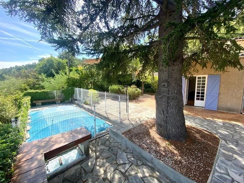 Villa - 97 m² - 4 pièces