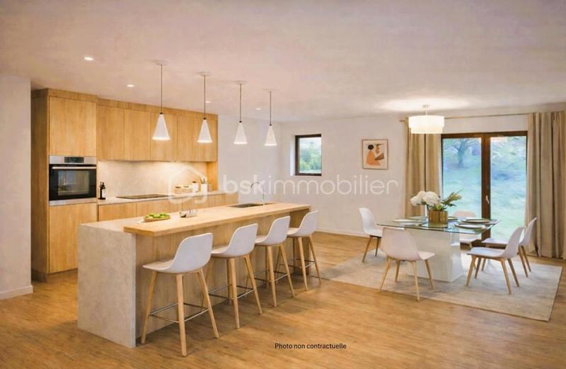 Maison - 91 m² - 5 pièces