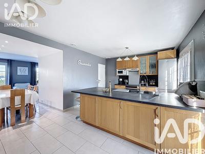 Maison - 101 m² - 4 pièces