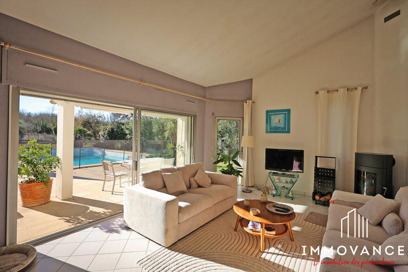 Maison - 181 m² - 5 pièces