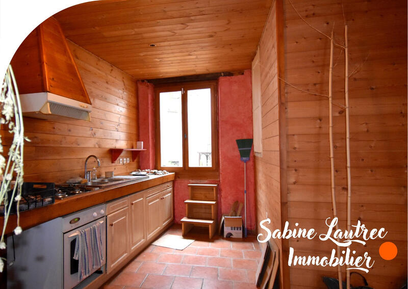 Maison - 208 m² - 4 pièces