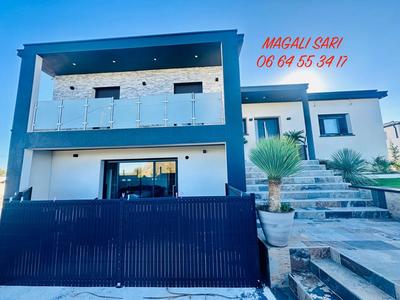 Villa - 185 m² - 8 pièces