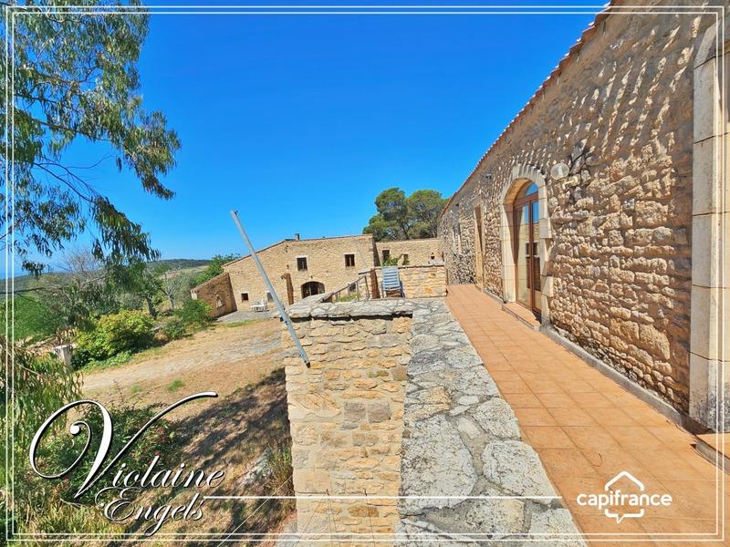 Corps de ferme - 592 m² - 14 pièces