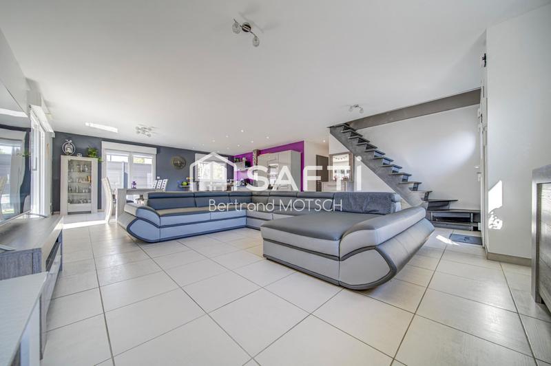 Maison - 177 m² - 8 pièces