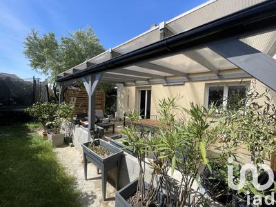 Maison - 99 m² - 6 pièces