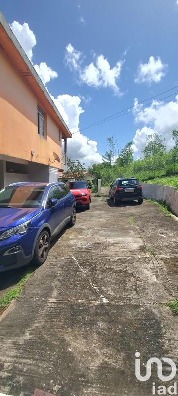 Maison - 250 m² - 9 pièces