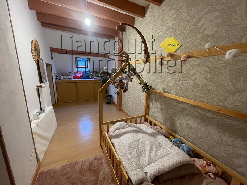 Maison - 96 m² - 5 pièces