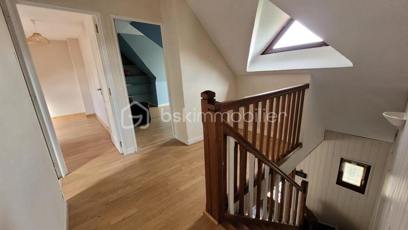 Maison traditionnelle - 150 m² - 6 pièces