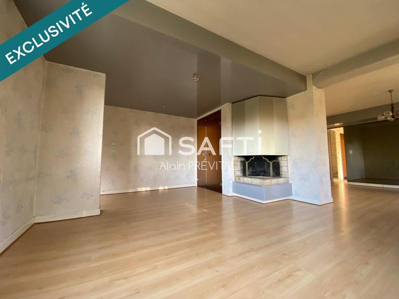 Maison - 299 m² - 12 pièces