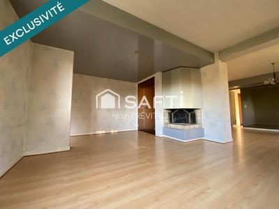 Maison - 299 m² - 12 pièces