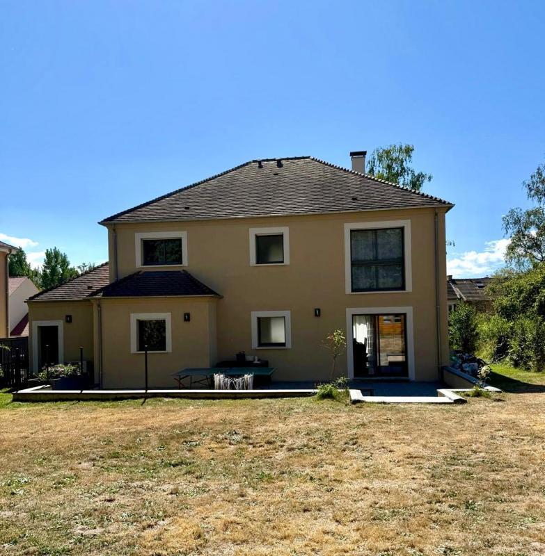 Pavillon - 194 m² - 7 pièces