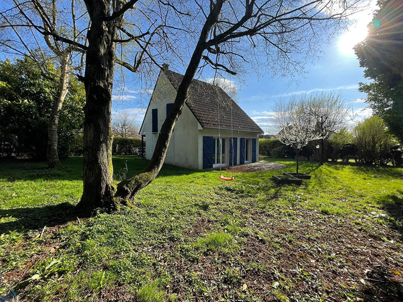 Maison - 110 m² - 4 pièces