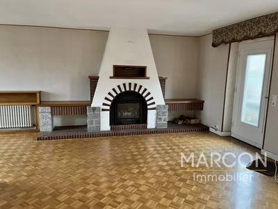 Maison - 265 m² - 10 pièces