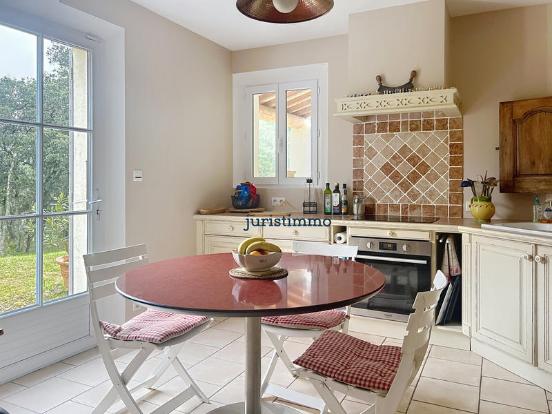 Propriété - 138 m² - 4 pièces