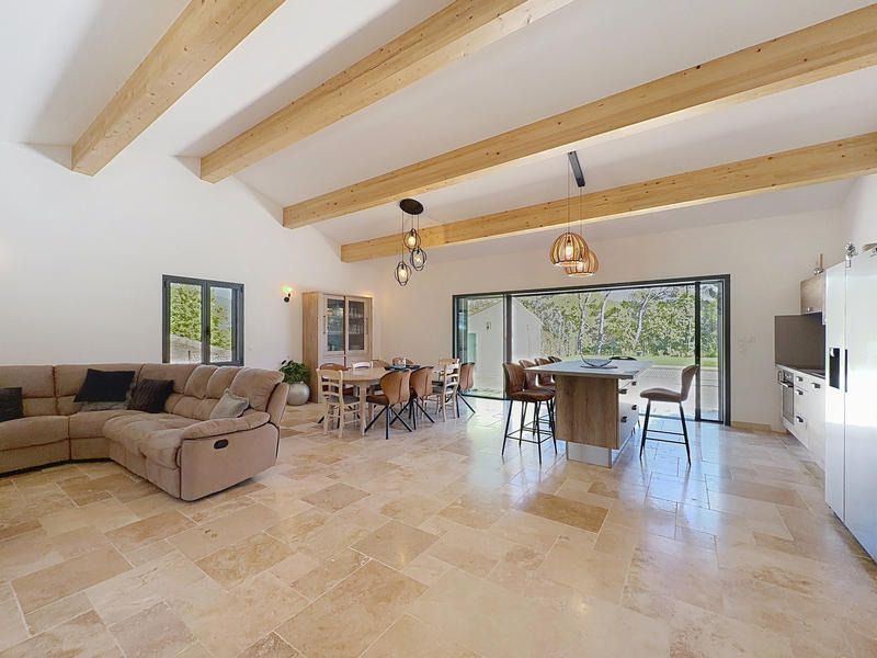 Villa - 151 m² - 5 pièces