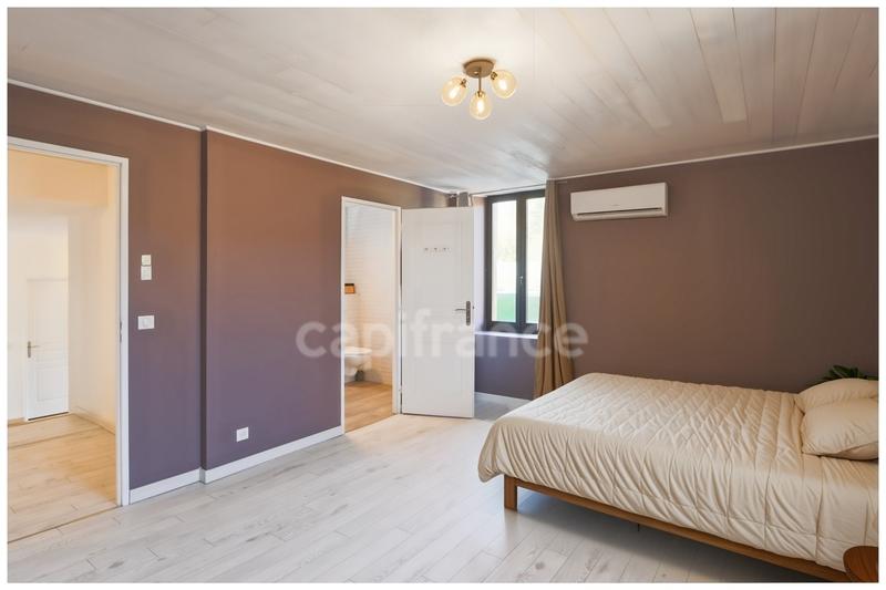 Maison de village - 213 m² - 6 pièces