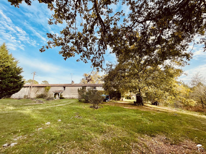 Maison - 180 m² - 7 pièces