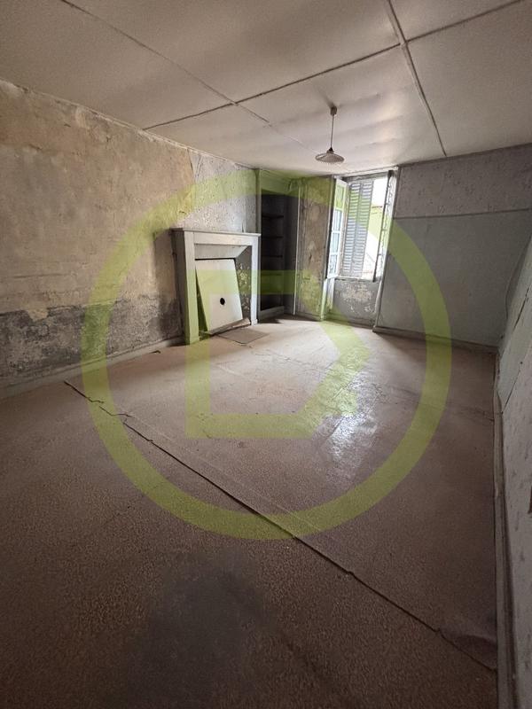 Maison - 80 m² - 6 pièces