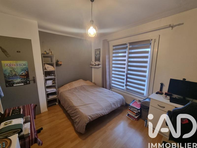 Maison - 94 m² - 5 pièces