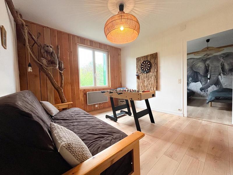 Maison - 260 m² - 12 pièces