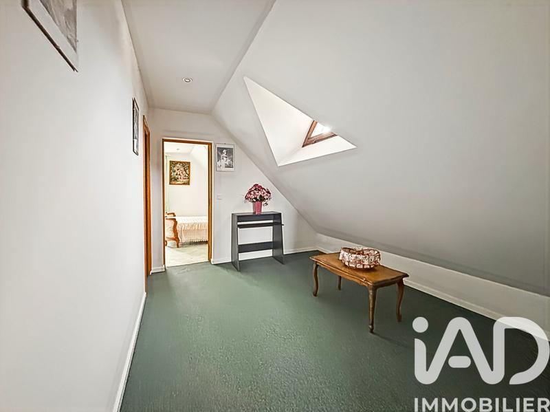 Maison - 178 m² - 8 pièces