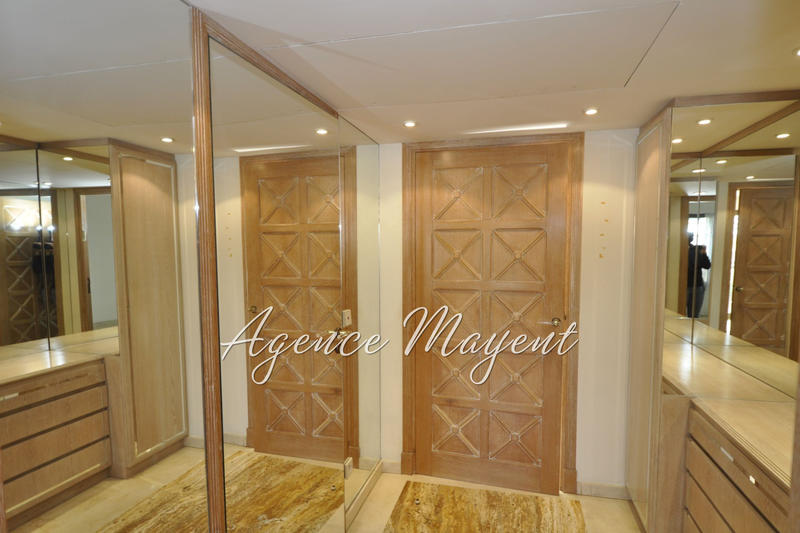 Appartement - 115 m² - 3 pièces