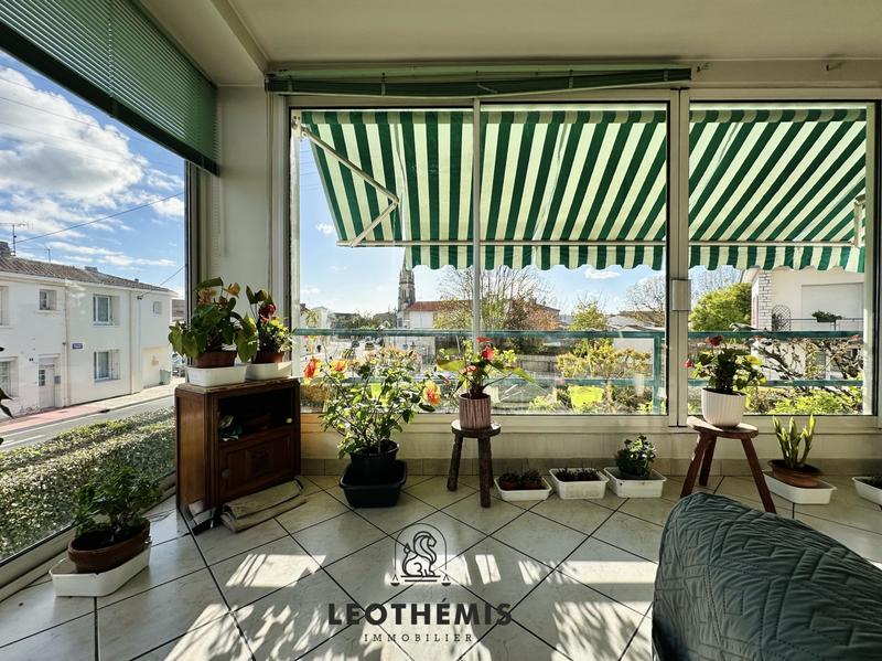 Maison traditionnelle - 185 m² - 9 pièces