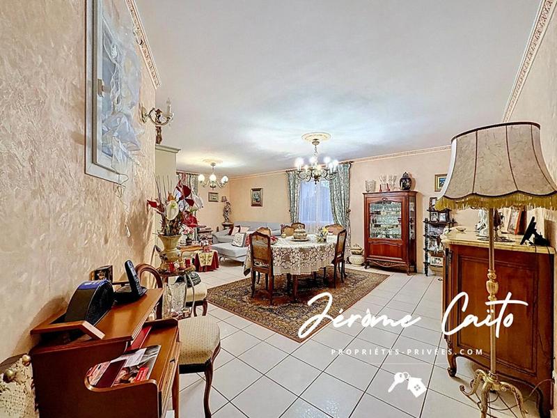 Maison - 103 m² - 4 pièces