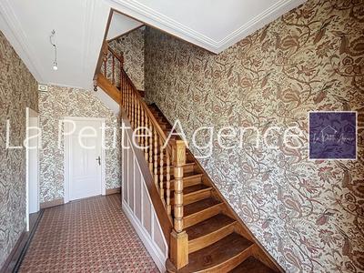 Maison - 160 m² - 6 pièces