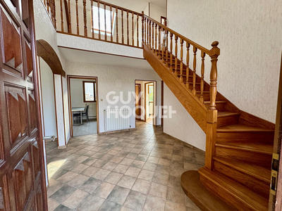 Maison - 200 m² - 6 pièces