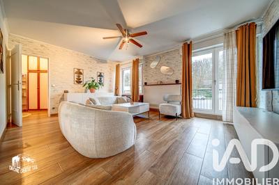 Maison - 191 m² - 7 pièces