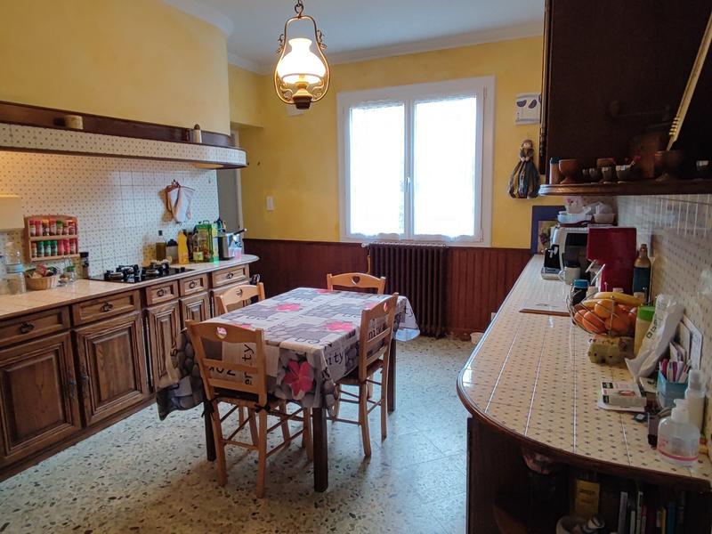 Maison - 198 m² - 6 pièces