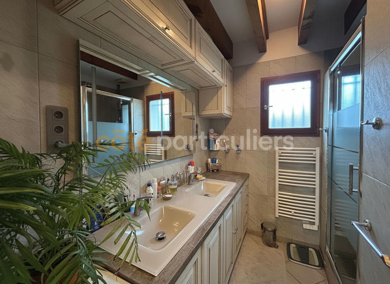 Maison - 93 m² - 5 pièces