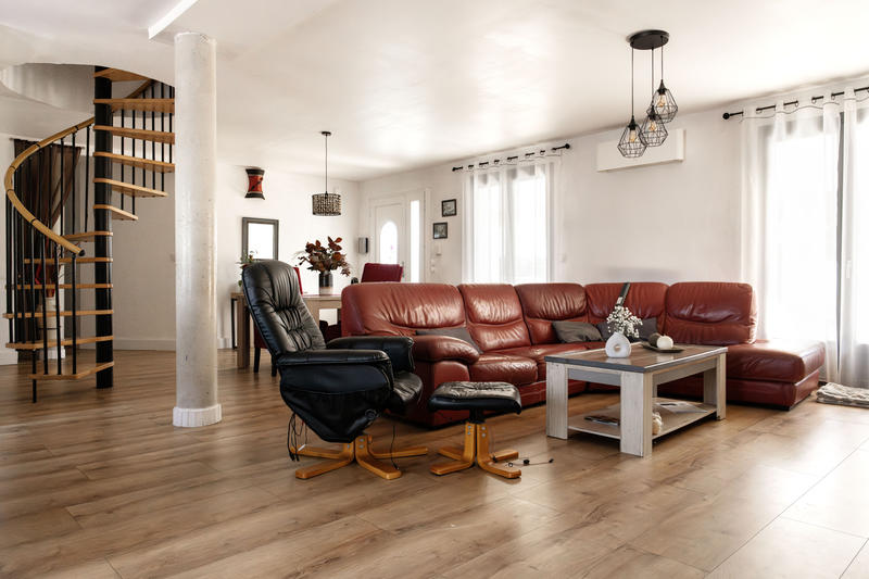 Villa - 180 m² - 7 pièces