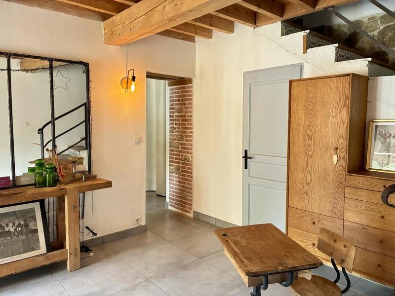 Maison en pierre - 216 m² - 8 pièces