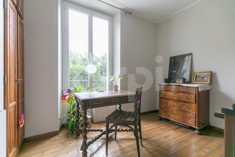 Appartement - 77 m² - 4 pièces
