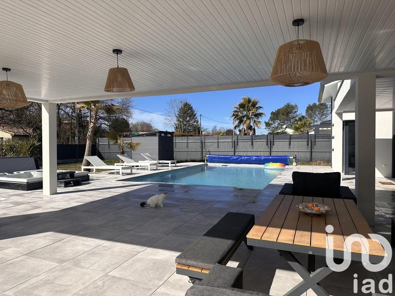 Maison de maîtres - 180 m² - 7 pièces