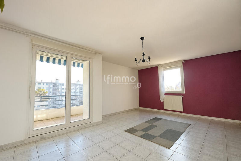 Appartement - 80 m² - 4 pièces