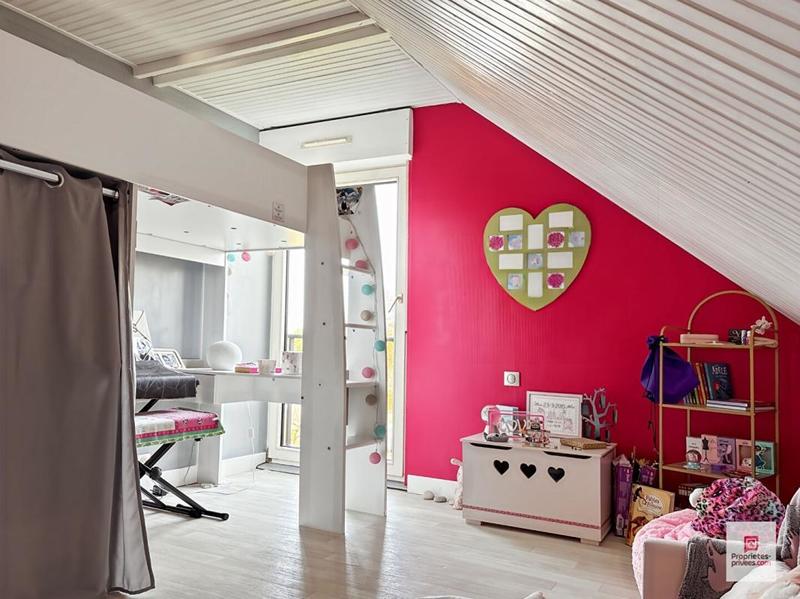 Maison - 165 m² - 7 pièces