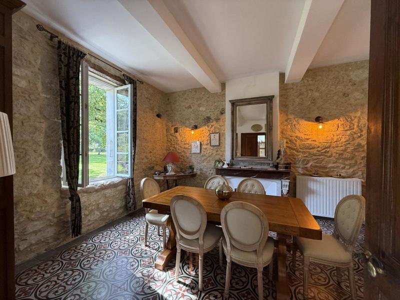 Maison de maîtres - 294 m² - 12 pièces