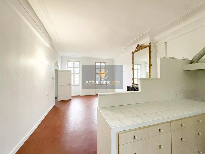 Appartement - 93 m² - 4 pièces