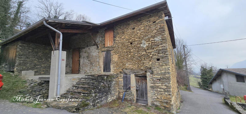 Grange - 100 m² - 5 pièces