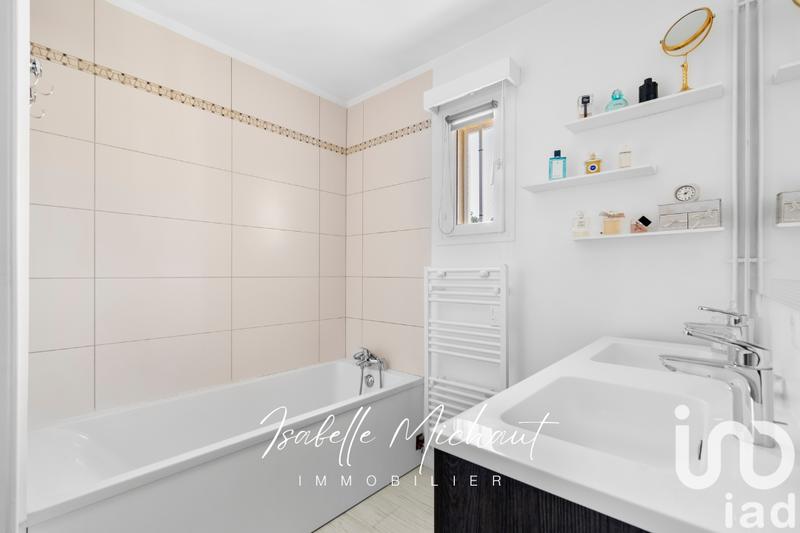 Maison - 150 m² - 8 pièces