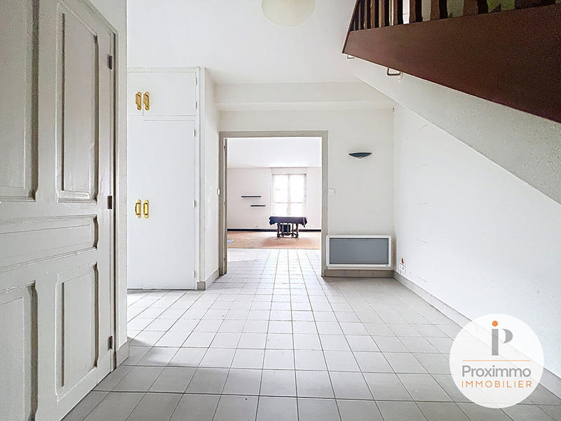 Maison - 231 m² - 7 pièces