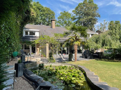 Maison - 345 m² - 15 pièces