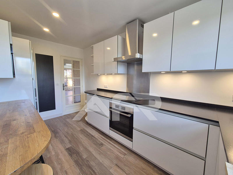 Appartement - 109 m² - 5 pièces