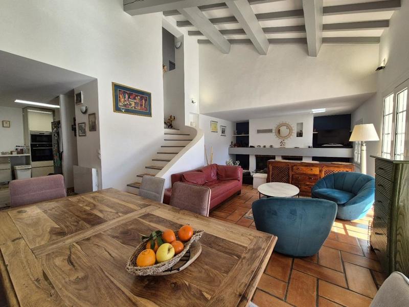 Villa - 168 m² - 6 pièces