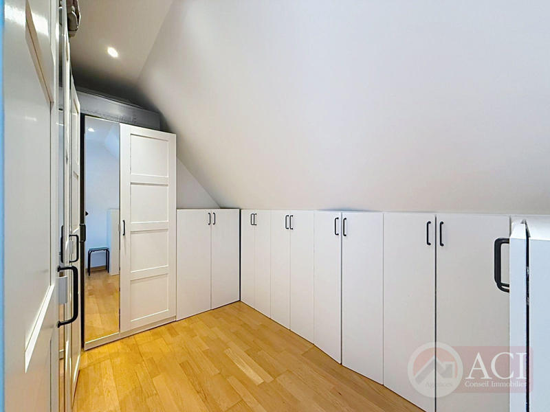 Maison - 135 m² - 6 pièces