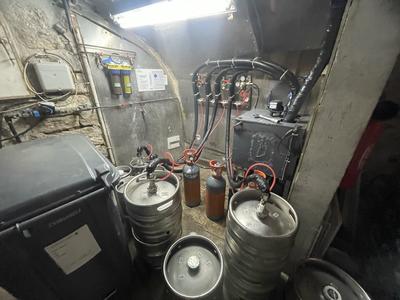 Fonds de commerce - Hôtellerie / Restauration - 140 m²